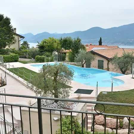 Residenza Alle Torri With Pool Apartment